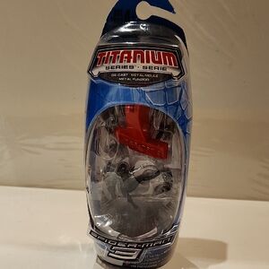 Titanium Spider-Man 3 Die-Cast Vehicle — Red & Silver Accents